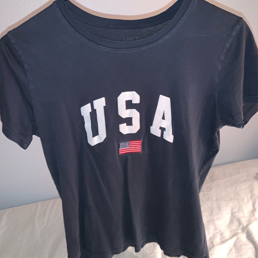 BRANDY MELVILLE TOP